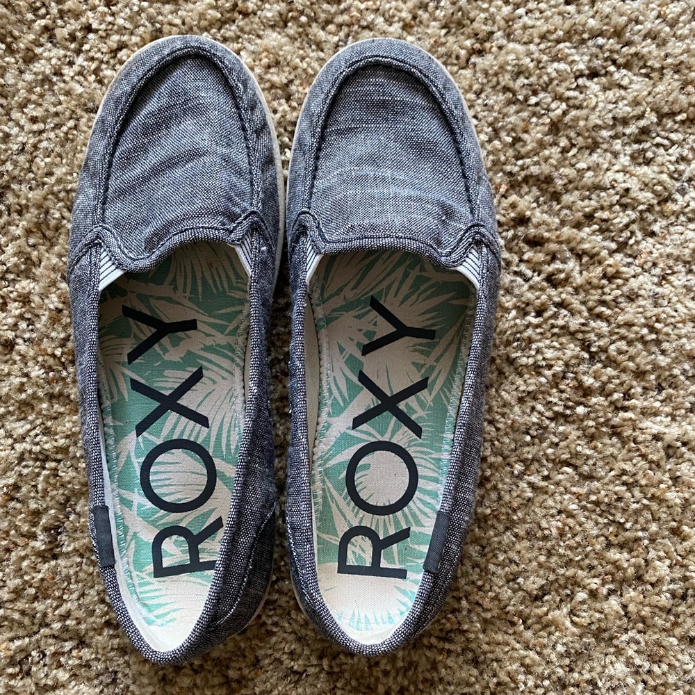 Womens flats